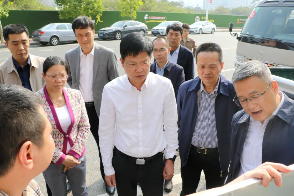 云霄县委书记带队开展党建引领城市更新专题调研.png