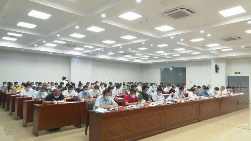 云霄县委县政府工作检查总结会暨半年“双过半”工作推进会召开5.png