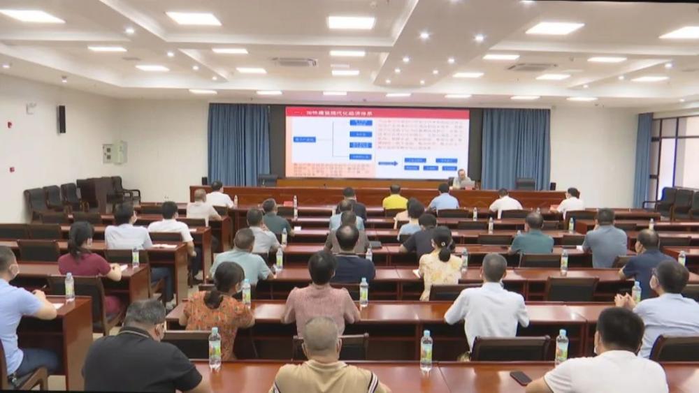 大学习 大调研 大讨论丨云霄掀起《闽山闽水物华新——习近平福建足迹》学习热潮1.jpg
