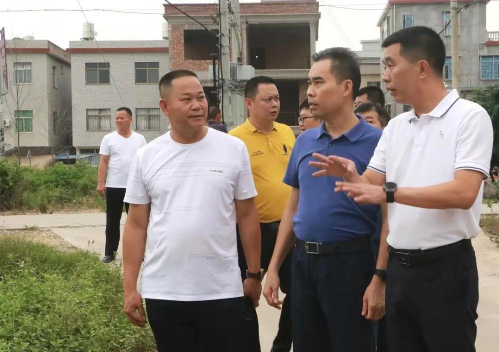 云霄县领导开展“大学习、大调研、大讨论”人居环境稳固提升课题调研1.jpg