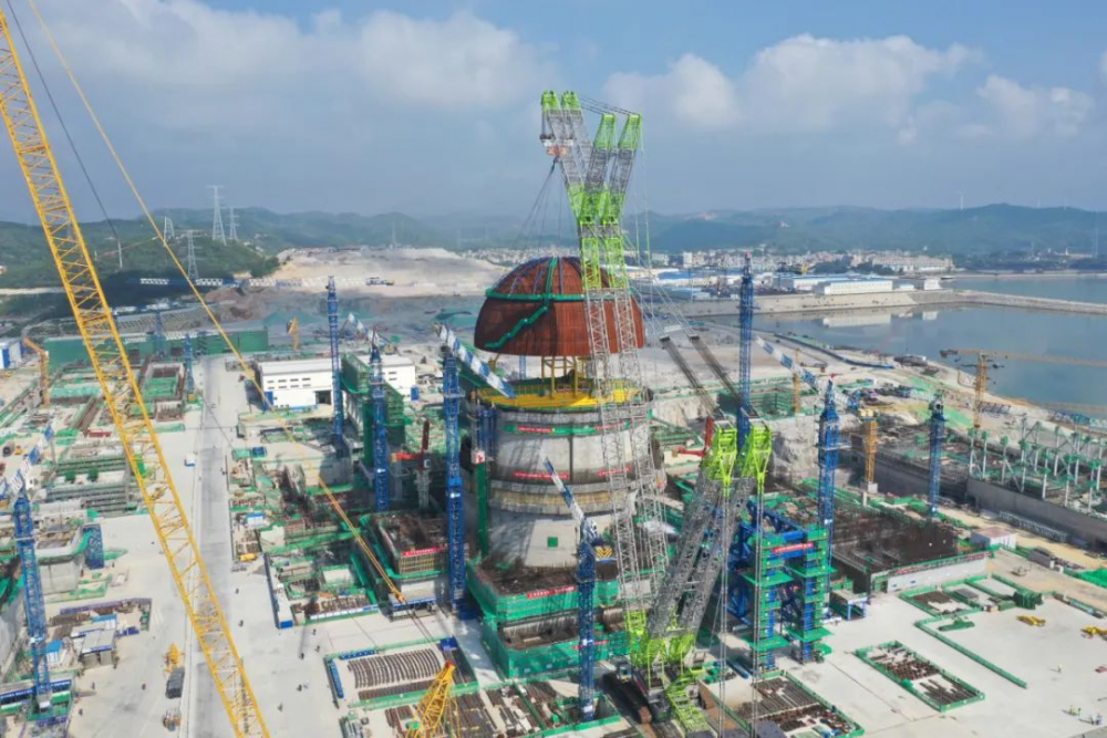 2华龙一号建设再创新记录！漳州核电2号机组“加冕”成功.png