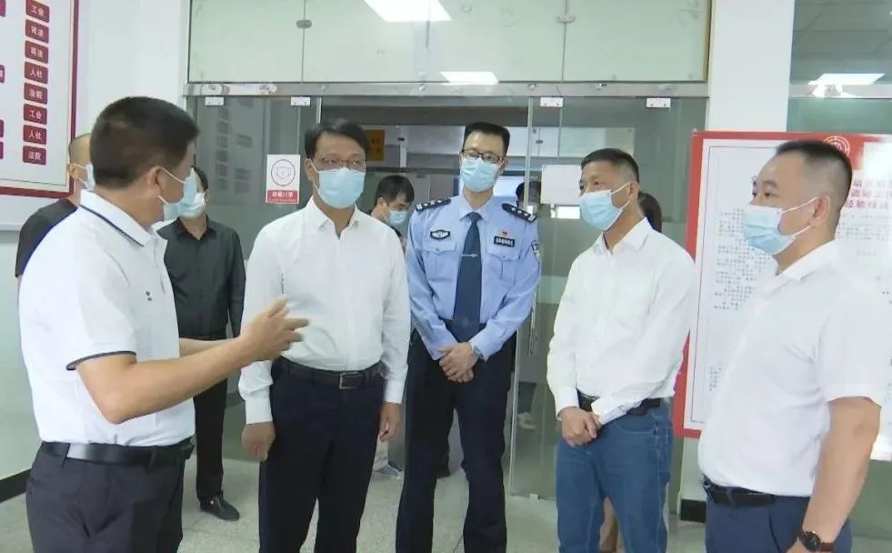 市领导到云霄调研推进基层社会治理工作，宣传贯彻党的二十大精神.png