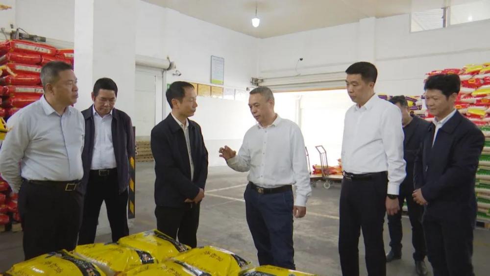 省粮储局领导到云霄调研2.jpg