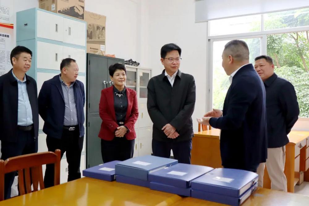 云霄县委书记调研督导“四定一督”机制落实情况.jpg