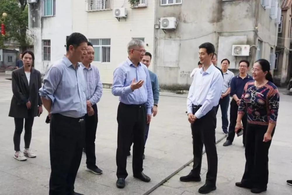 省人大调研组到云霄调研古厝古建筑保护利用工作2.jpg