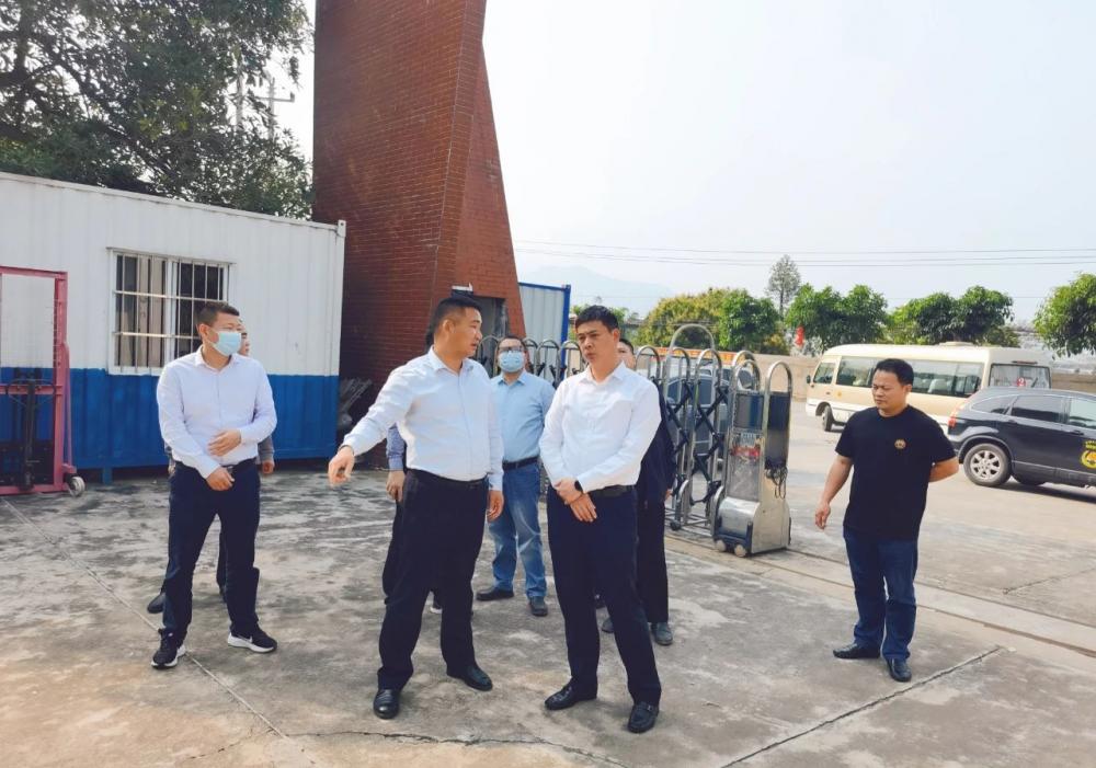 云霄县县长调研督导突出生态环境问题整改工作.jpg