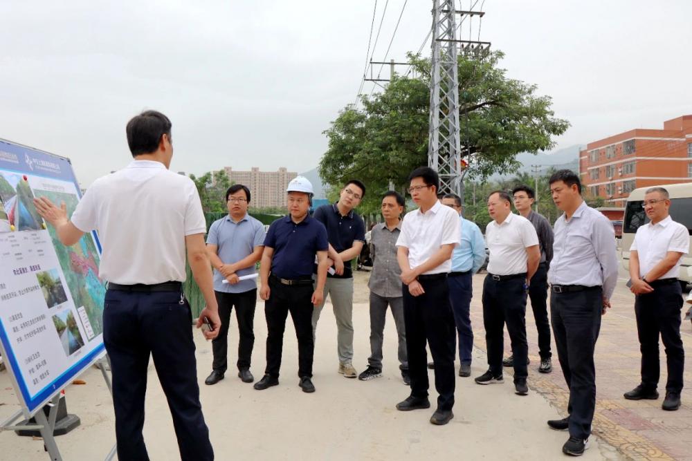 云霄县双总河长带队开展巡河活动.jpg