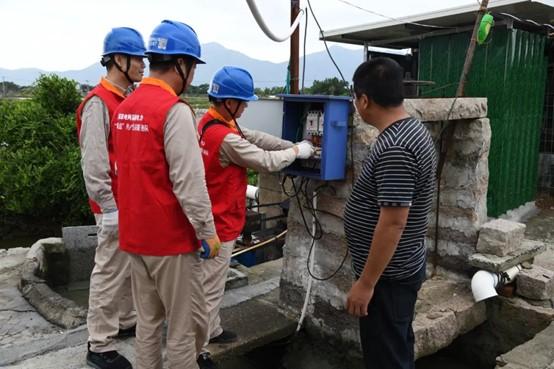 争优争先争效丨云霄：主动为海产养殖提供“零距离”用电服务1.jpg