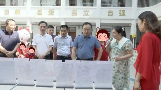云霄县领导关心慰问特殊儿童2.jpg