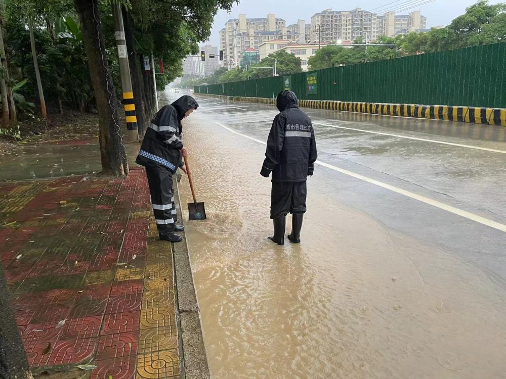 已清理下水道口.jpg