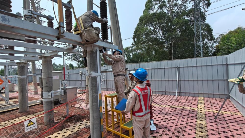 云霄供电：自主实施技术改造　提升全业务核心班组建设质效.jpg